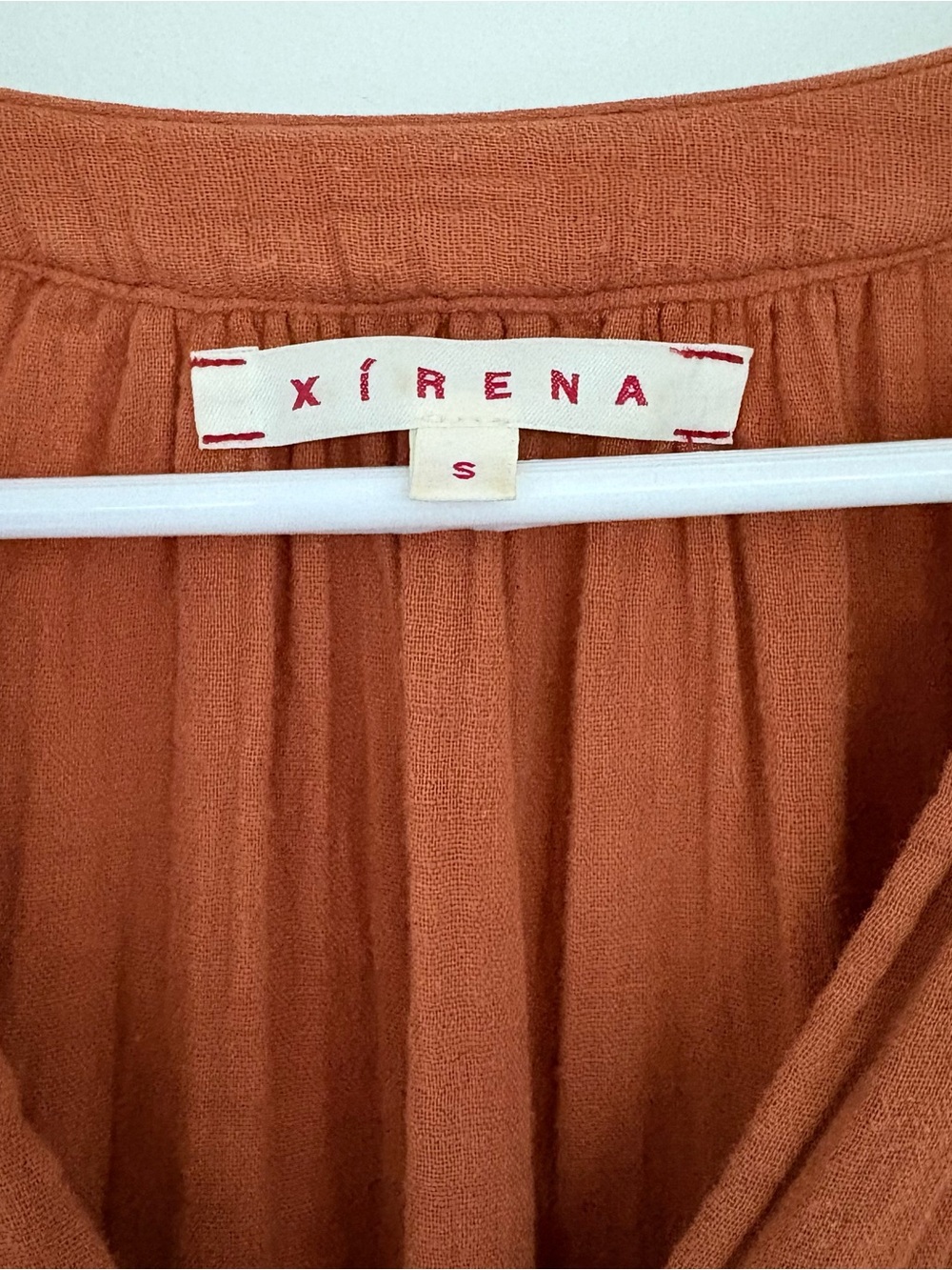 XiRENA Rust Brown Peasant Blouse
